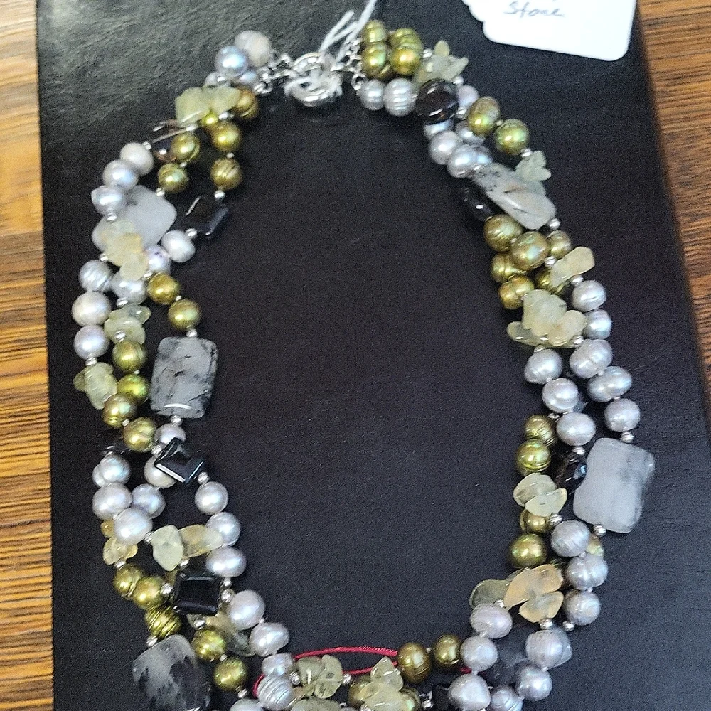 Elegant Multi-Strand Beaded Necklace - Picture 8 of 10